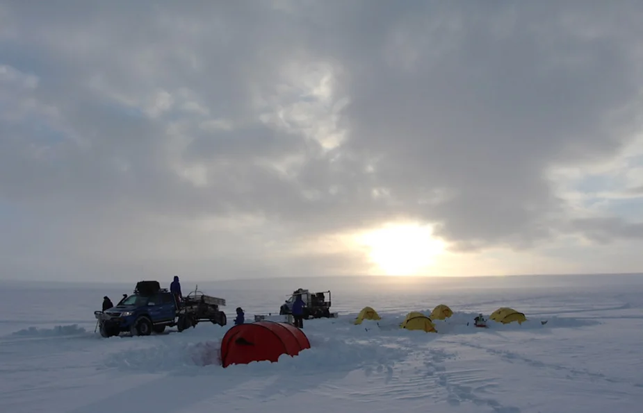 The camp on the plateau.