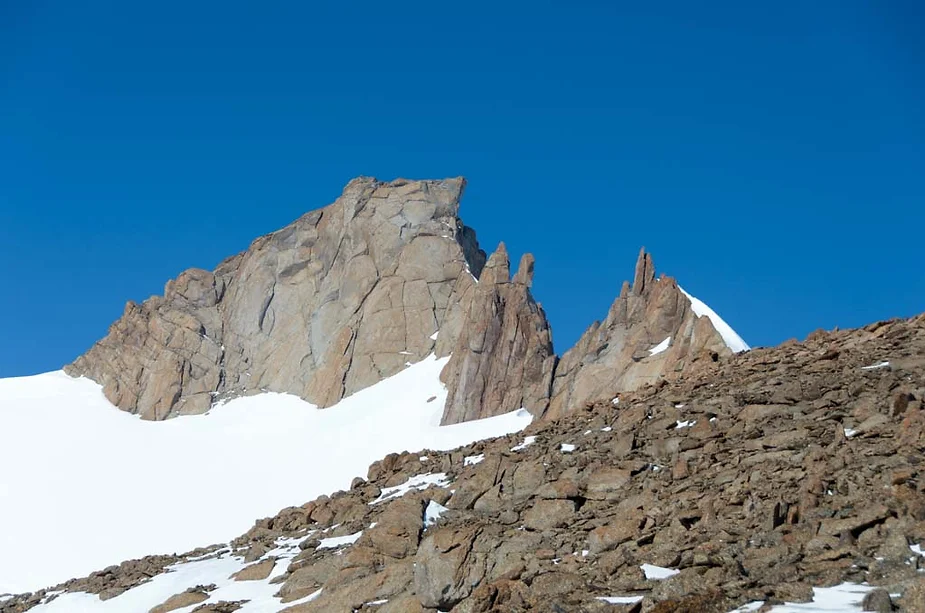 Highest peak of Johnsonhogna.